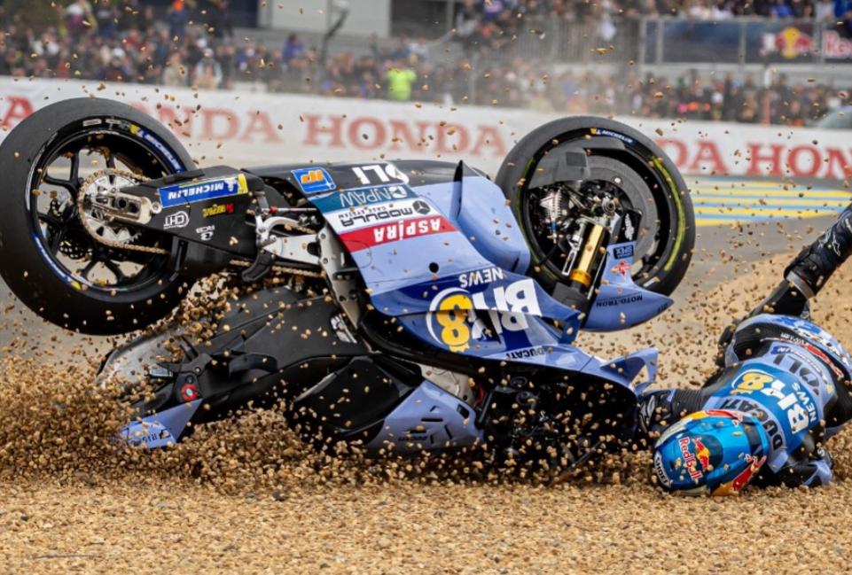 Moto en accélération